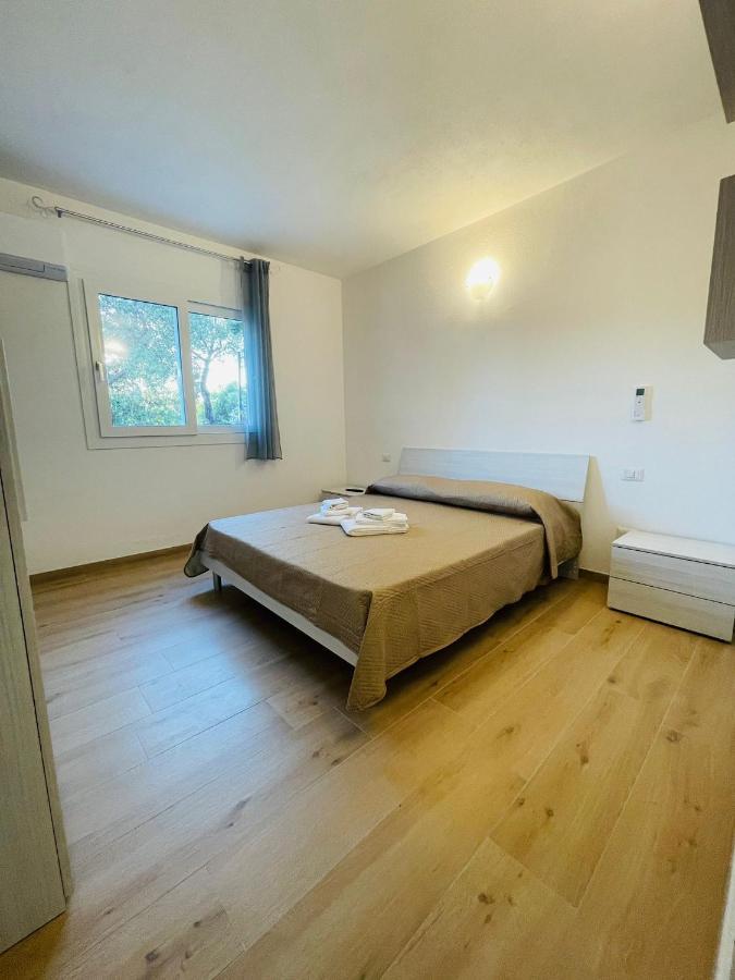 Chrisso Rooms Affittacamere San Teodoro  Esterno foto
