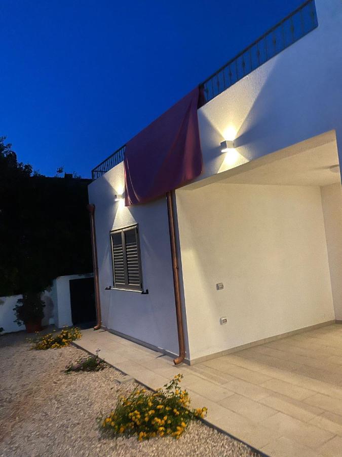 Chrisso Rooms Affittacamere San Teodoro  Esterno foto