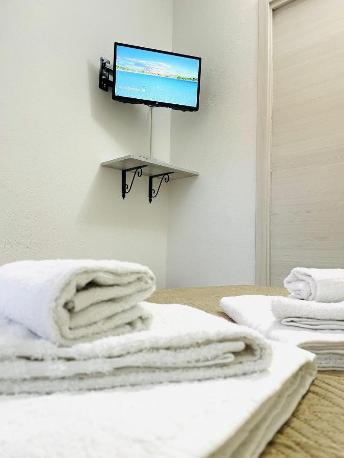 Chrisso Rooms Affittacamere San Teodoro  Esterno foto