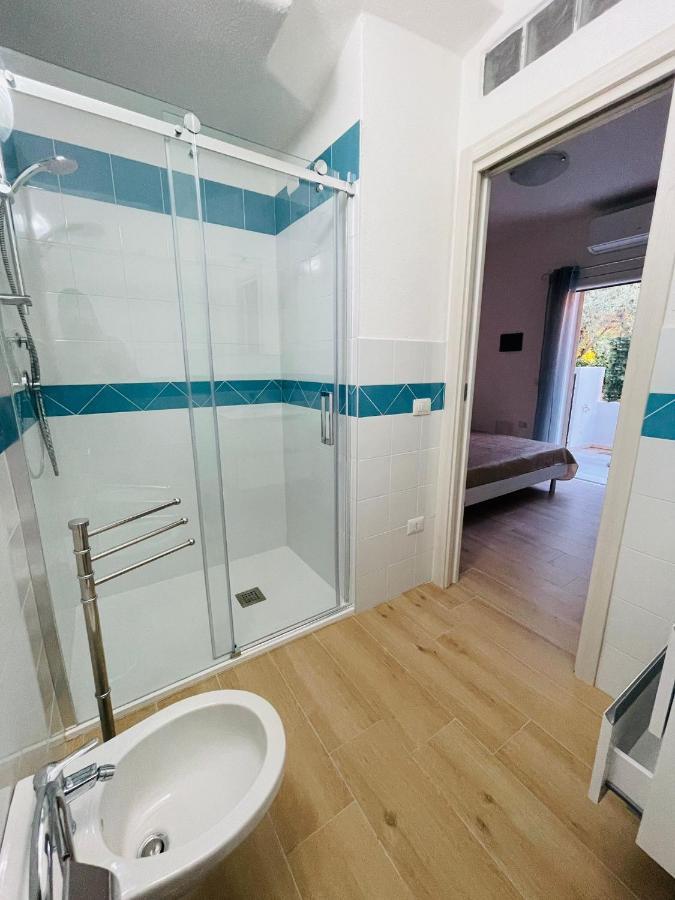 Chrisso Rooms Affittacamere San Teodoro  Esterno foto